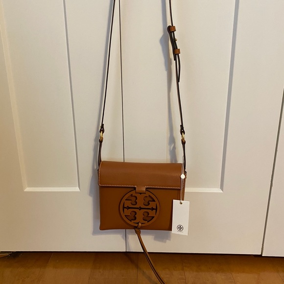 Tory Burch Handbags - New Tory Burch miller leather crossbody tan bag